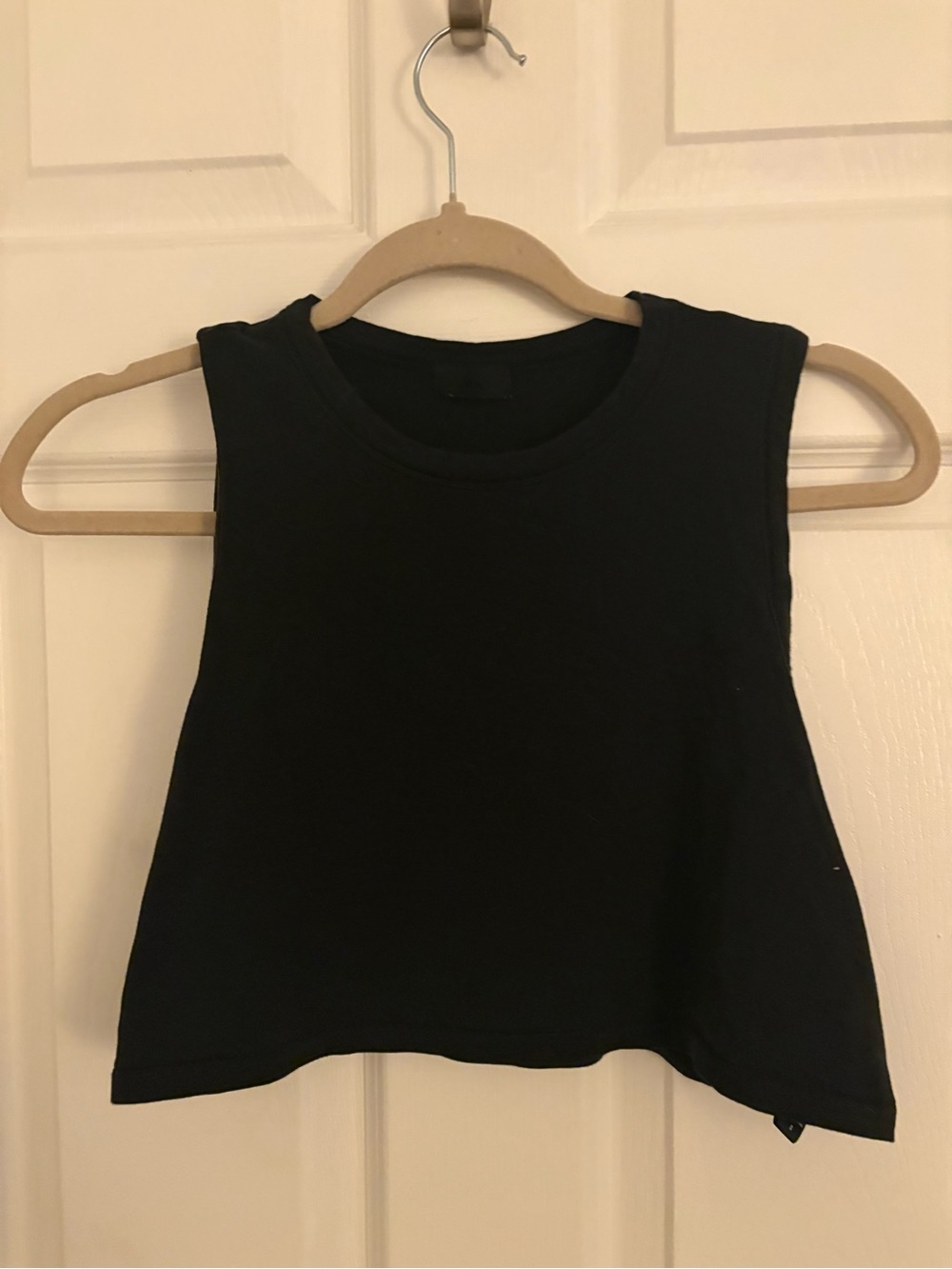Skims Black Cropped Sleeveless Tank Top - Women